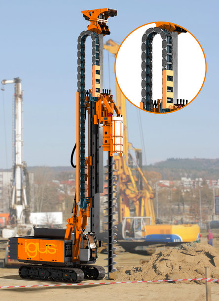 50% de longueur autoportante en plus : igus élargit encore sa série de chaînes porte-câbles hybrides YE